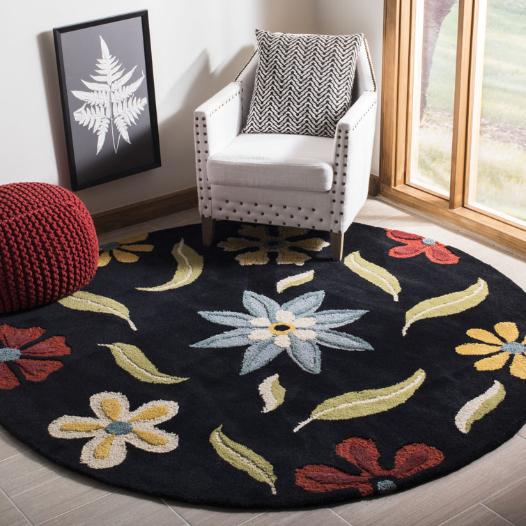 Emrick Hand Hooked Wool Floral Rug