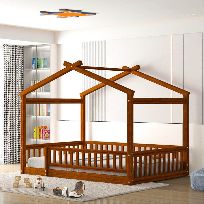 Structure de lit pleine grandeur avec clôture, finition noyer, pin, style maison de jeu pour une maison de sommeil amusante et confortable, construction en pin, espace de jeu, aménagement semi-fermé