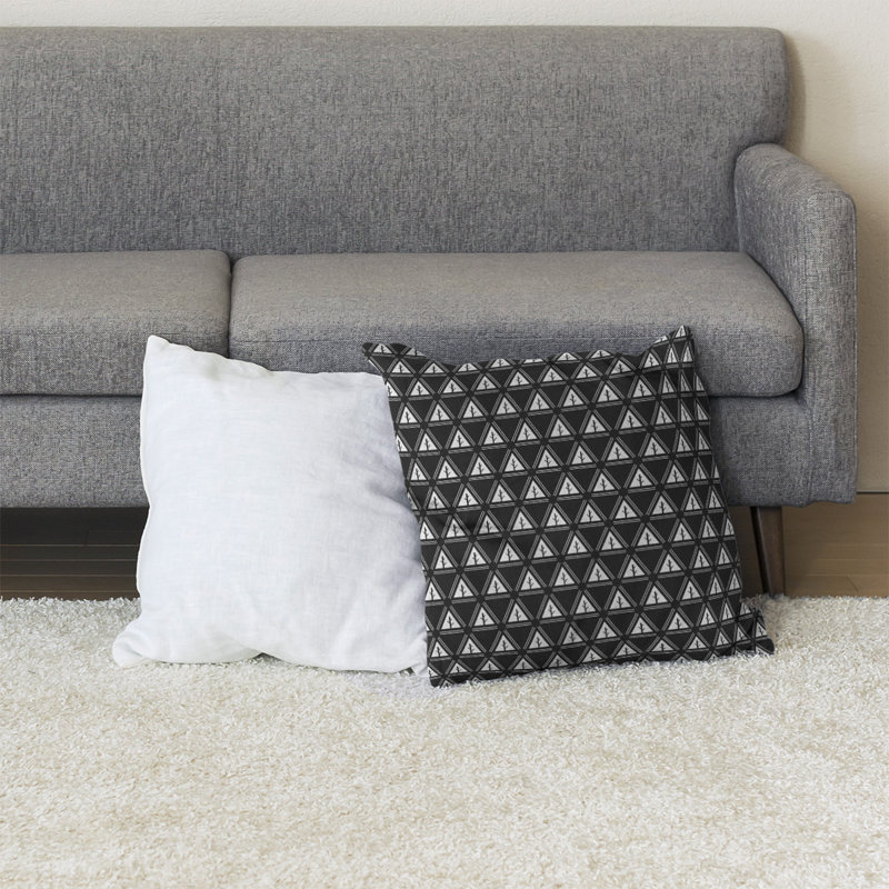 Coussin décoratif à motif d’arbre minimaliste classic Barbra, Bourre en polyester, 40 po x 40 po, Noir