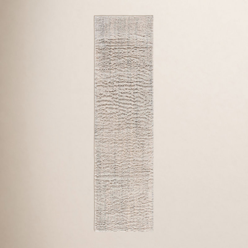 Pedra Hand Tufted Wool/Cotton Rug in Silver/Ivory, Runner 2'3" x 9'