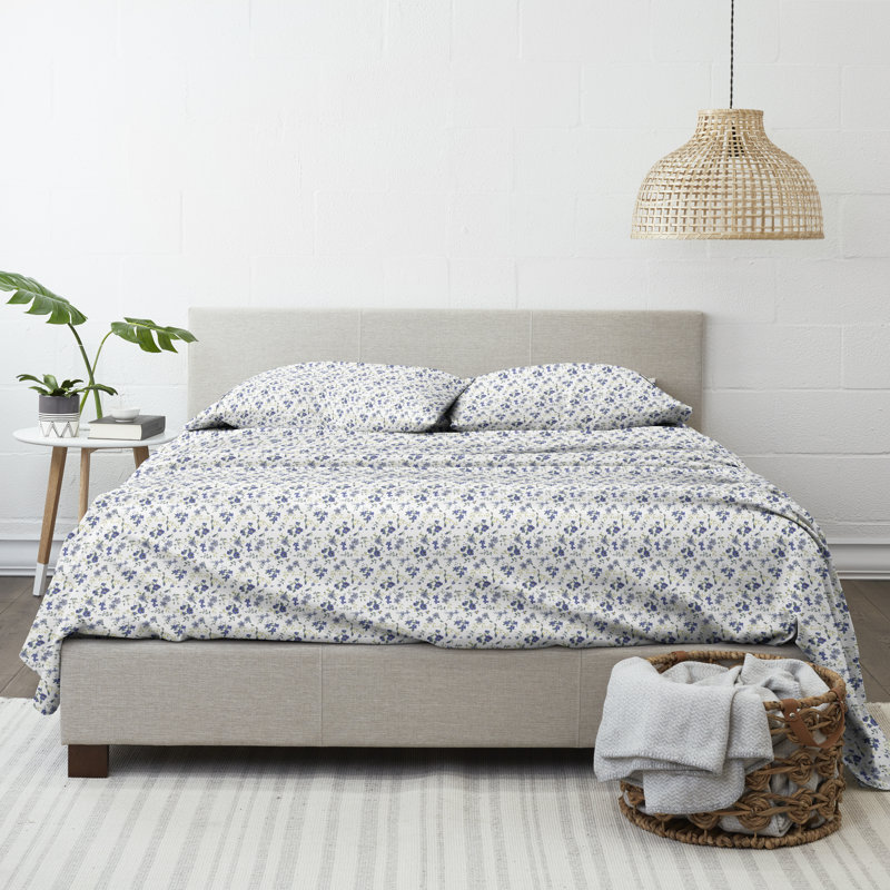 Light Blue Floral Queen Microfiber Bed Sheet Set