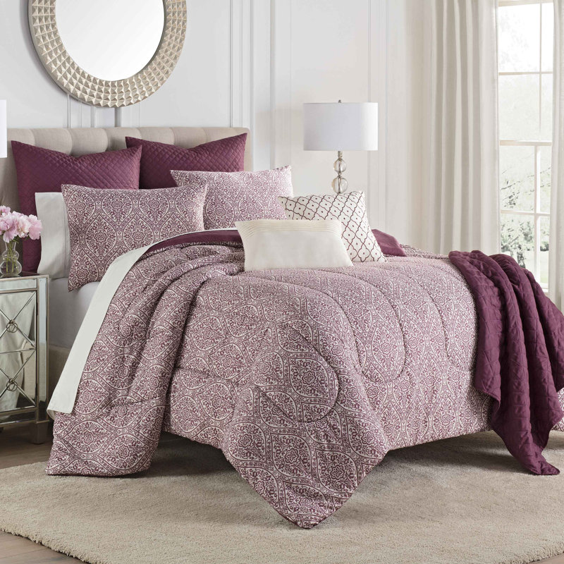 Savino Polyester Damask Comforter, Queen Comforter + 7 Additional Pieces