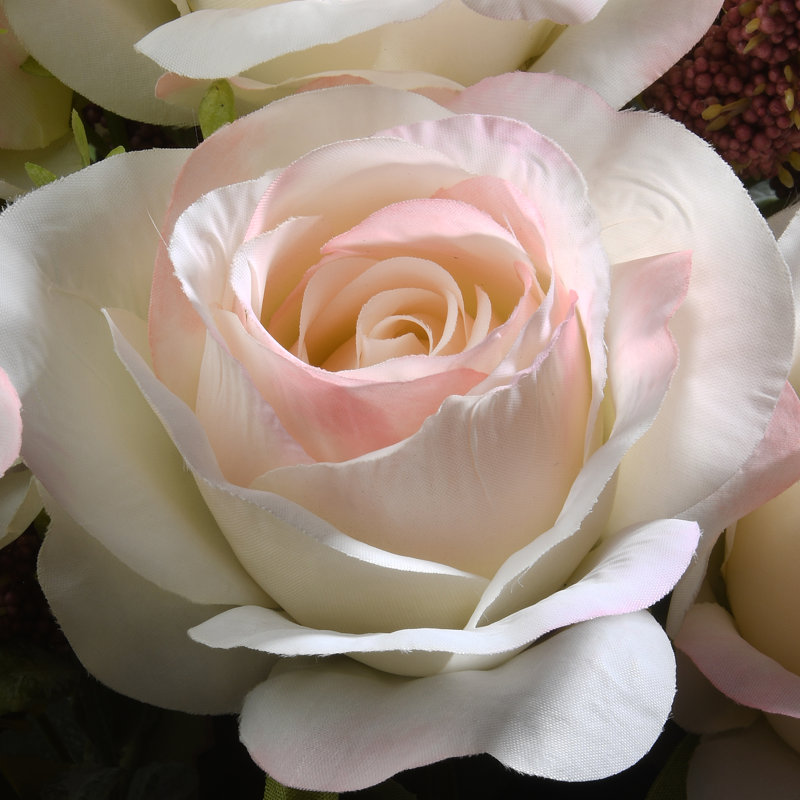 Ensemble de roses 19 po, Rose clair