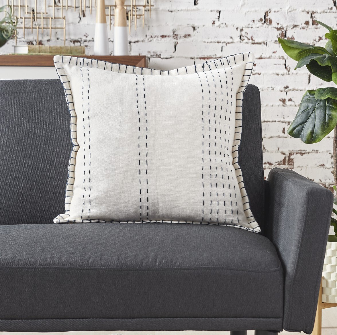 Roseville 20" x 20" Cotton Throw Pillow, Cream/Navy