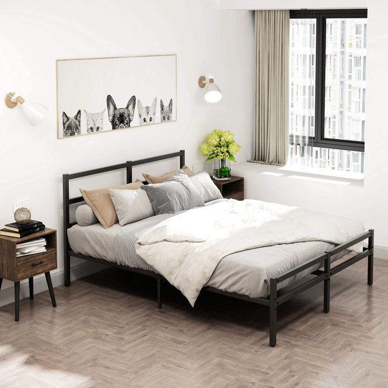 Lit plateforme en métal Hae, Grand lit