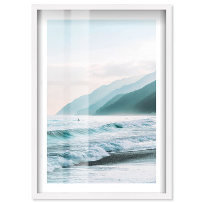 «Ocean Tinted Rise Shadowbox Print Coastal Art Prints» par Notoriart
