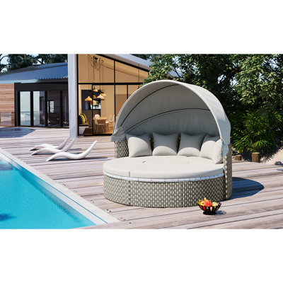 Mobilier de patio tout temps avec lit de jour en PE, gris, housse rétractable, table ajustable, coussins imperméables en tissu bicolore gris, housses de coussins et d'oreillers lavables