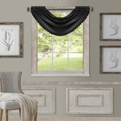 Ardmore Scalloped Window Valance