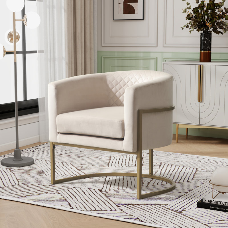 Fauteuil demi-tonneau rembourré en velours moderne avec structure en métal doré et dossier incurvé, Polyester blanc