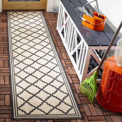 Hardrian Indoor/ Outdoor Cream/Black Rug