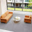Fauteuil en velours orange avec fauteuil de style Mid-Century moderne et luxueux