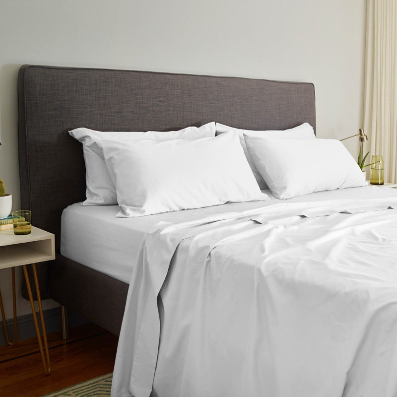 City Sateen Fitted Sheet, White, Queen Sheet Set with 4 Pillowcases