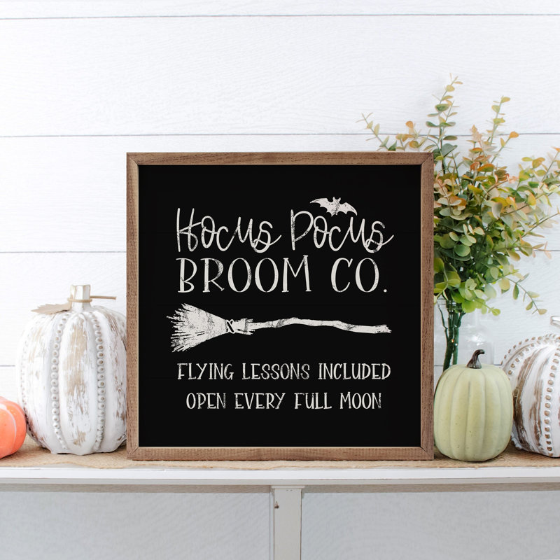 Hocus Pocus Broom Co, H 4 po x l 4 po