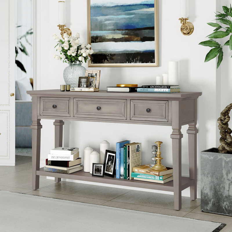 Console de style rétro classique avec trois tiroirs supérieurs et une tablette inférieure ouverte, Gris