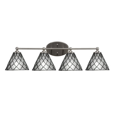 Barre d'éclairage de salle de bain 4 lumières Argyroula, fini nickel brossé avec verre 7 po Ice Ice Diamond