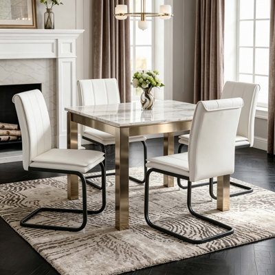 Ensemble de 4 chaises de salle à manger modernes en cuir de polyuréthane blanc avec pieds en porte-à-faux en métal noir, chaises de cuisine rembourrées pour la salle à manger, le restaurant, le salon et le bureau