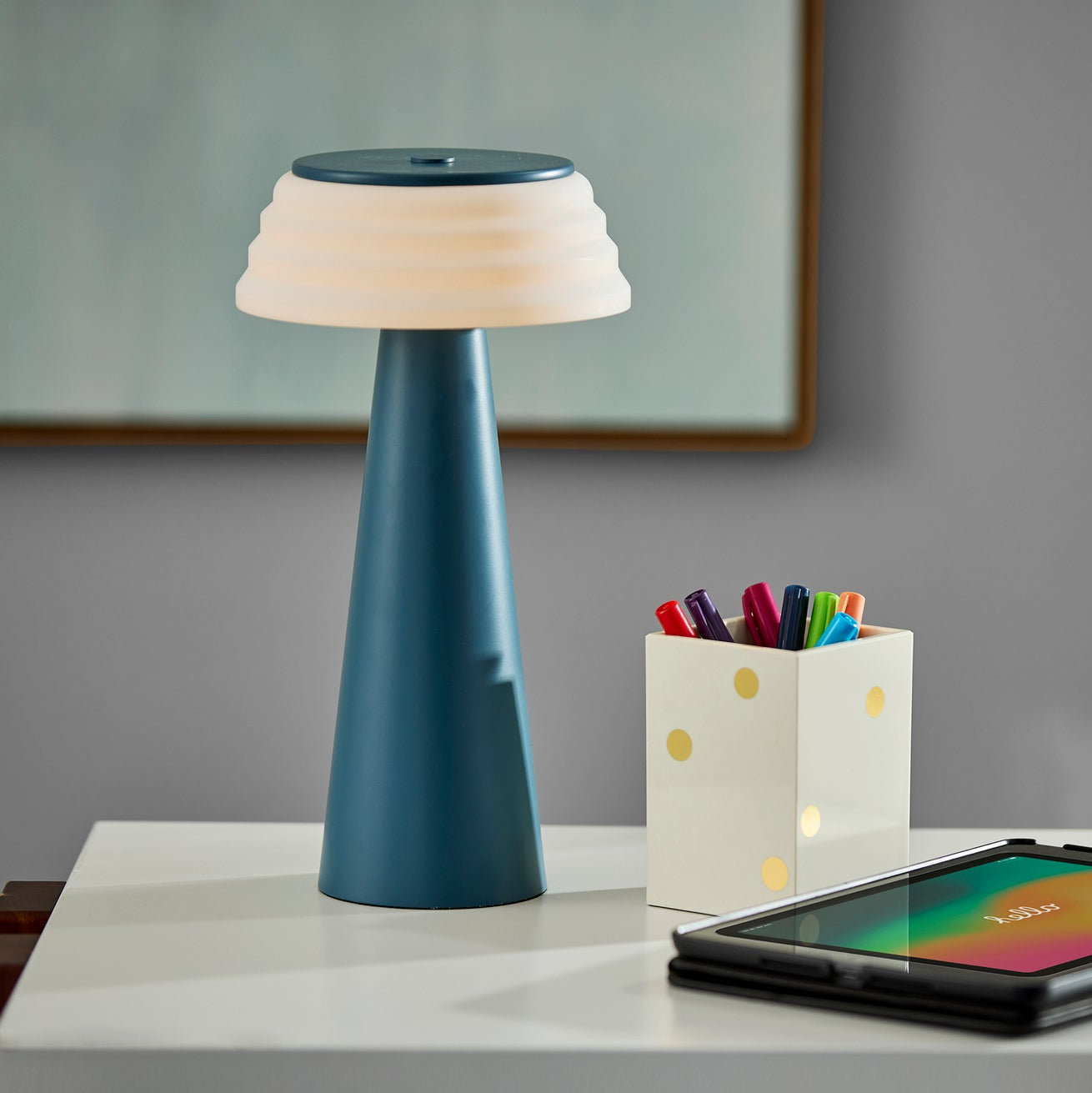 Nahzir Table Lamp, Blue