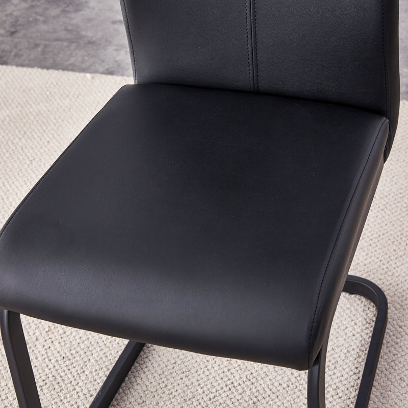 Ensemble de table et de chaises, table de salle à manger moderne, plateau de table à motif et pieds en panneau de fibres à densité moyenne noirs, chaise de salle à manger douce et confortable, parfaite pour le dîner, les réunions, la maison et le bureau