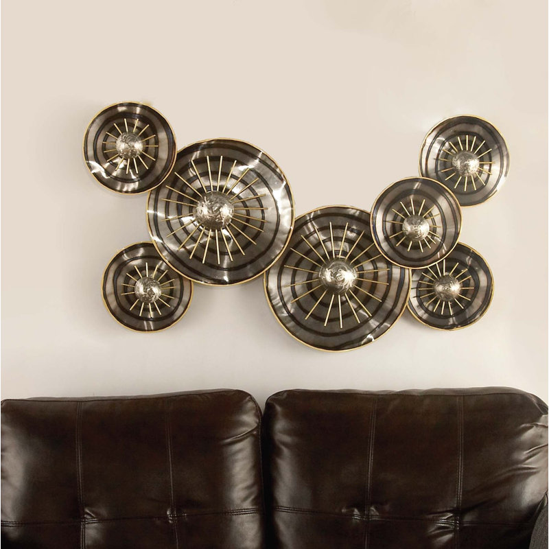 Traditional Abstract Wall Decor on Metal