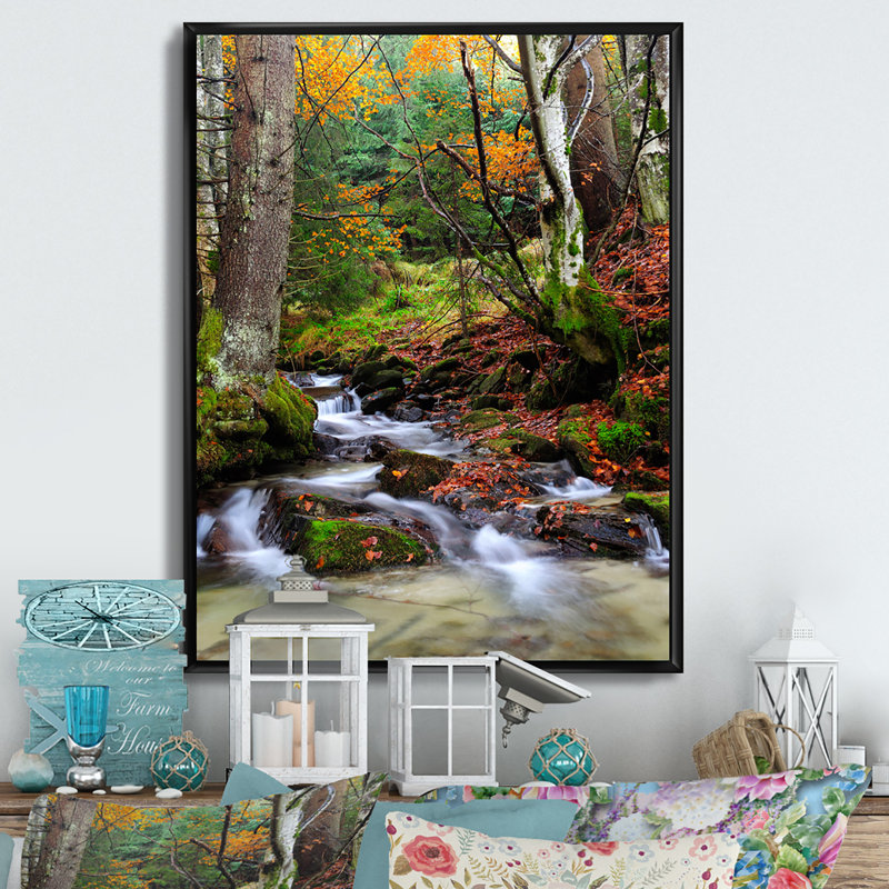 «Beautiful Autumn Forest Waterfall VI», reproduction d'art sur toile traditionnelle, H 40 po x l 30 po x P 1,5 po