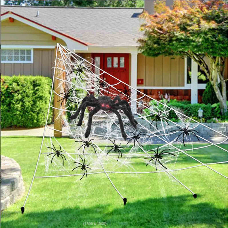 Décoration d'halloween, toiles d'araignée et araignées pour l'extérieur