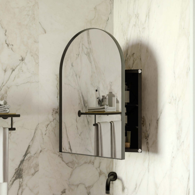 Armoire à pharmacie de coin en métal avec miroir arqué, tablettes en verre réglables, rangement de salle de bain peu encombrant pour les petits espaces