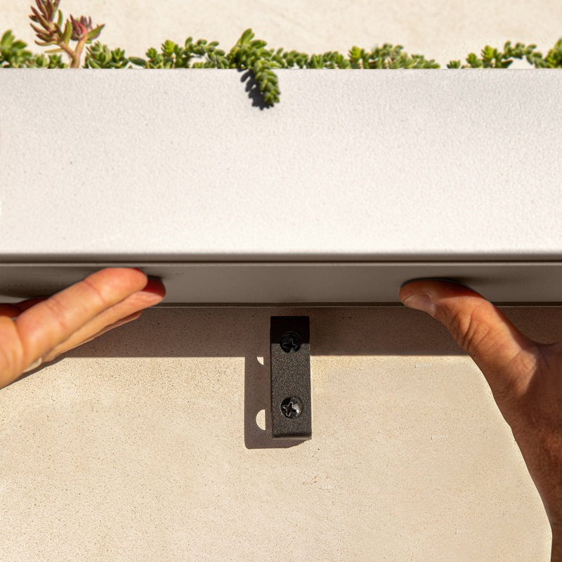 Pot à fleurs suspendu Geo Series, Blanc, Ensemble de 1, H 3 po x l 32 po x P 3,5 po