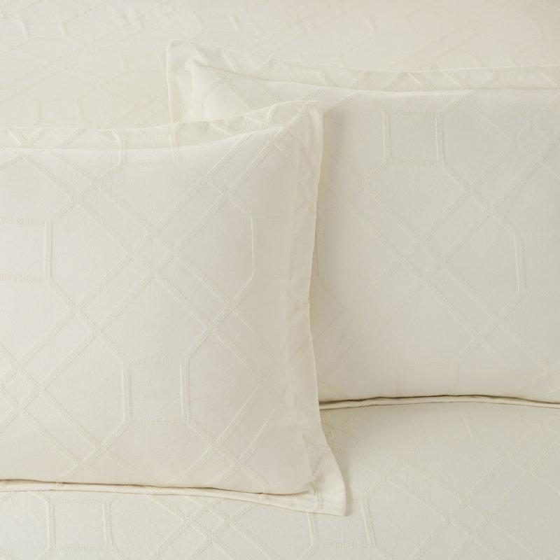 Southern Tide Savannah Ivory Comforter Set, Queen Comforter + 2 Standard Pillow Shams