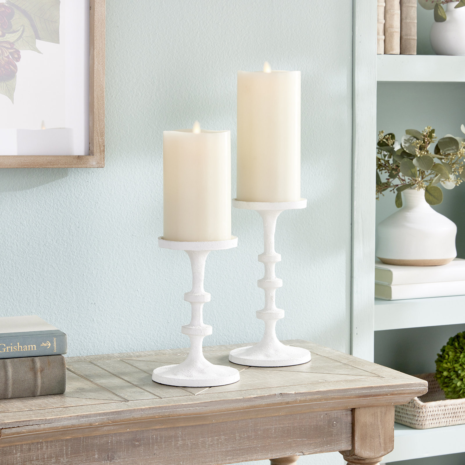 2-Piece Aluminum Candlestick Set, White