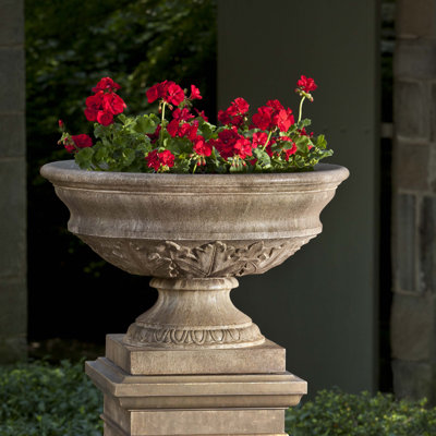 Coachhouse Stone Outdoor Urn Planter