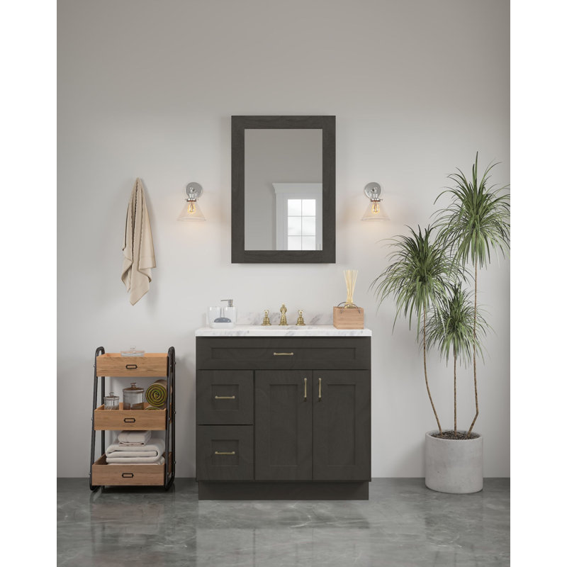 Miroir de salle de bain 24 po x 34 po Shaker, gris fumée, 5E7CD5DD9B7247EDA8A4C909837D2128, Gris fumé