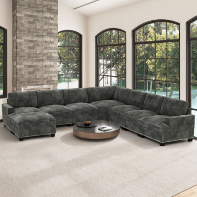 Large (>109") Sectionals