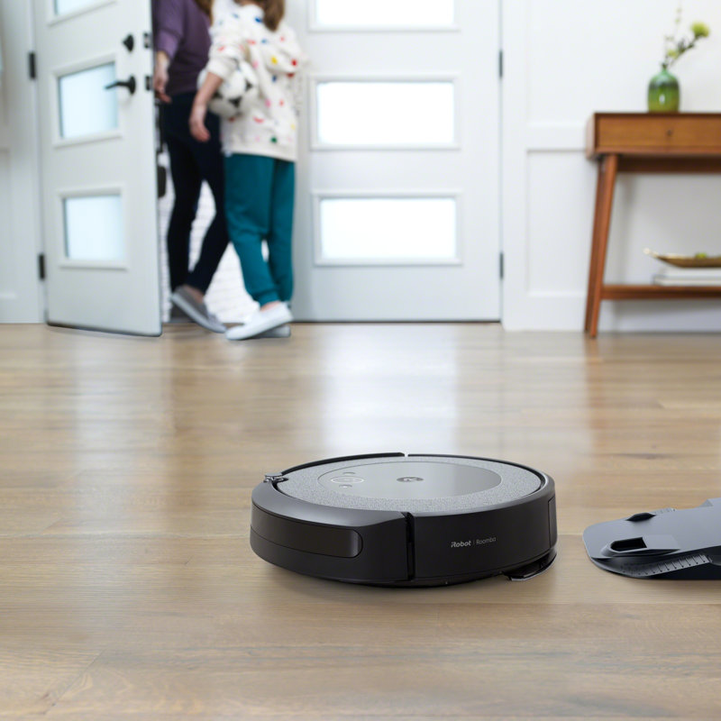 iRobot Roomba Combo i5+ Black Cordless Robot Vacuum and Mop