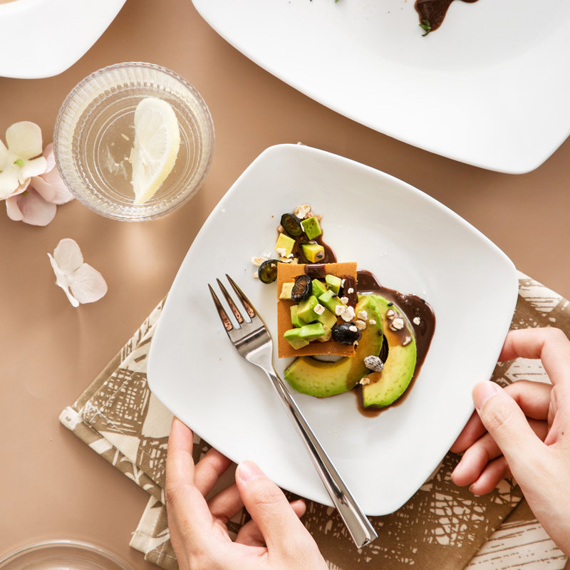 Julia 18 Piece Dinnerware Set, Service for 6 