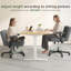 Chaise de bureau à domicile avec roulettes et accoudoirs relevables-102432061