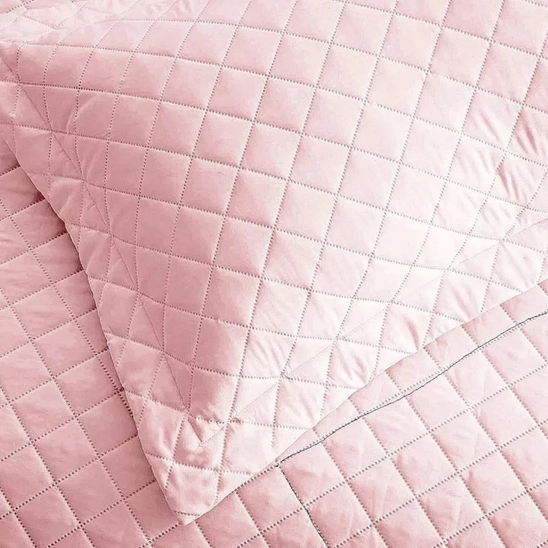Microfiber / Polyester Bedspread with Pillow Shams, Pink, Double Bedspread + 2 Standard Shams