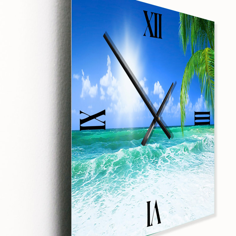 Beautiful Beach With Bright Sun - Horloge murale en métal Beach, Petit