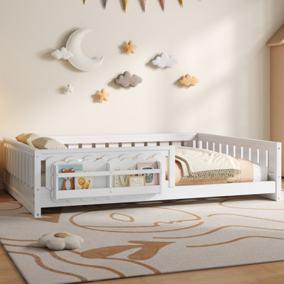 Lit plateforme double en bois massif avec garde-corps et tablettes de rangement pour enfants, blanc