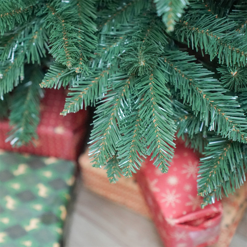 Stylish Green Christmas Tree, Not Pre-Lit, 6 FT
