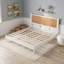 Lit plateforme en bois avec lattes et tête de lit-1191252996-1191252999
