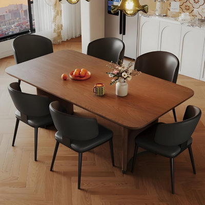 Elegant and stable dining table set