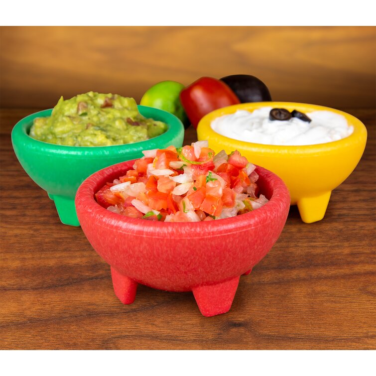 https://assets.wfcdn.com/im/28260051/resize-h755-w755%5Ecompr-r85/1172/117260175/Taco+Tuesday+Plastic+Salad+Bowl.jpg