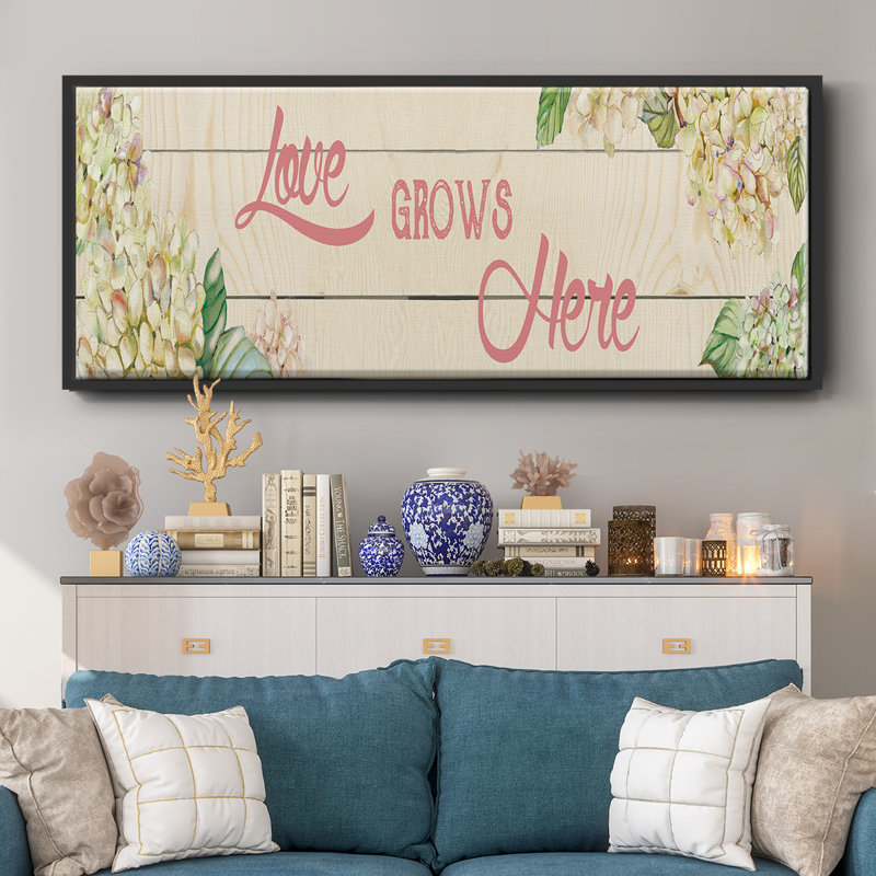 «Love Grows Here», toile encadrée, H 24 po x l 60 po