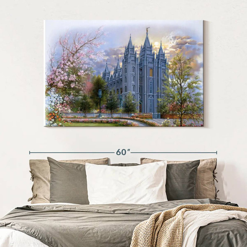 Nicci Temple Garden, 34" H x 51" W