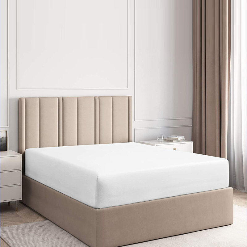 My Home Store Gylfi 300 Thread Count Egyptian-Quality Cotton Percale Fitted Sheet, Kingsize (5'), White