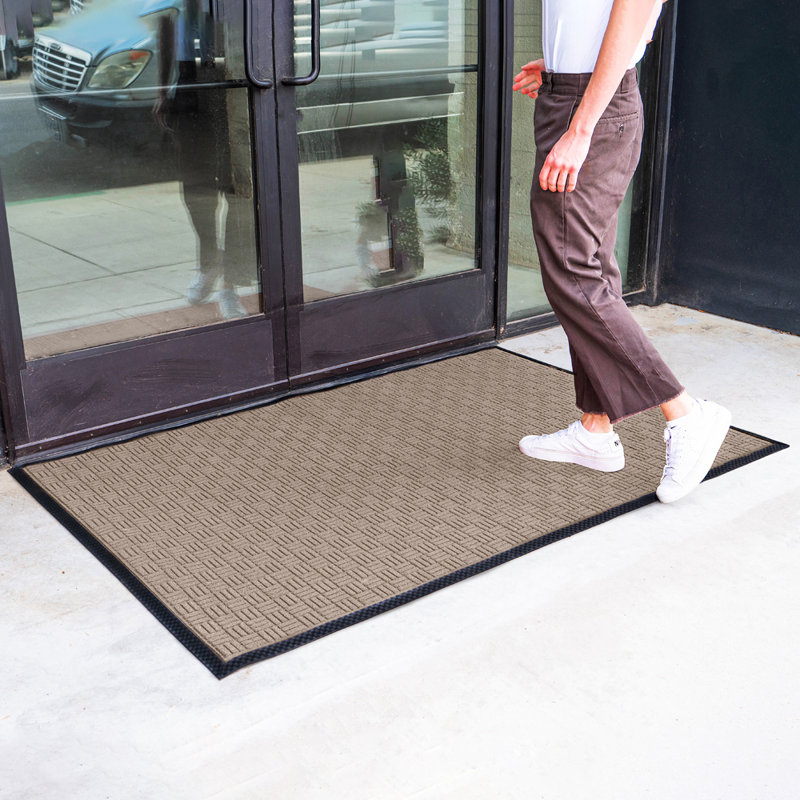 Tapis d'entrée antidérapant Fordville, Brun, 48" W x 72" L