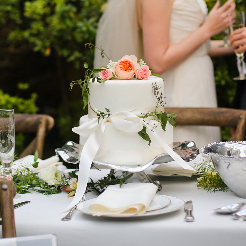 PEDESTAL Cake Stand