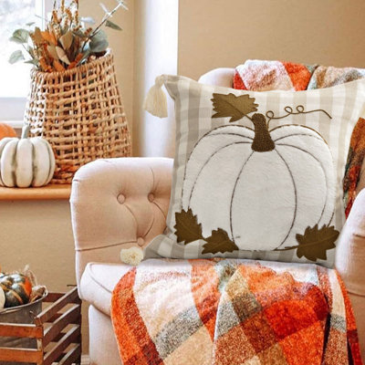 Housse de coussin en velours brodé Autumns