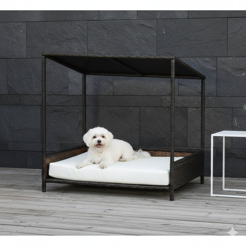 Maison surélevée de style rotin pour chiens, fini en brun.