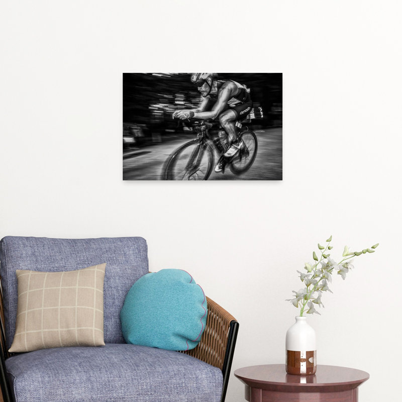 «Triathlete Speed Blur», reproduction d'art murale contemporaine, 16" H x 24" W
